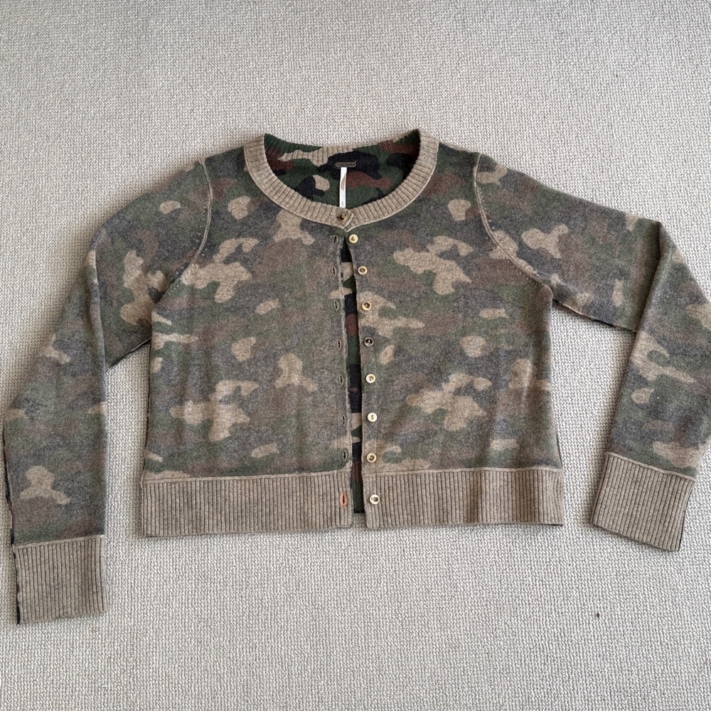 Free People Nocturnal Cardi Cardigan Wool Cashmere Camo Sweater - Picture 3 of 9